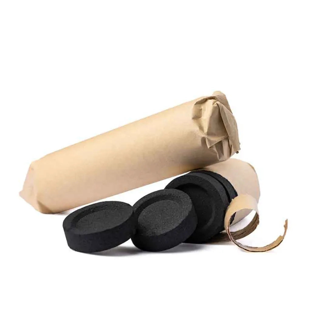 Räucherkohletabletten in umweltfreundlicher Kraftpapierverpackung, schnell und einfach anzuzünden.