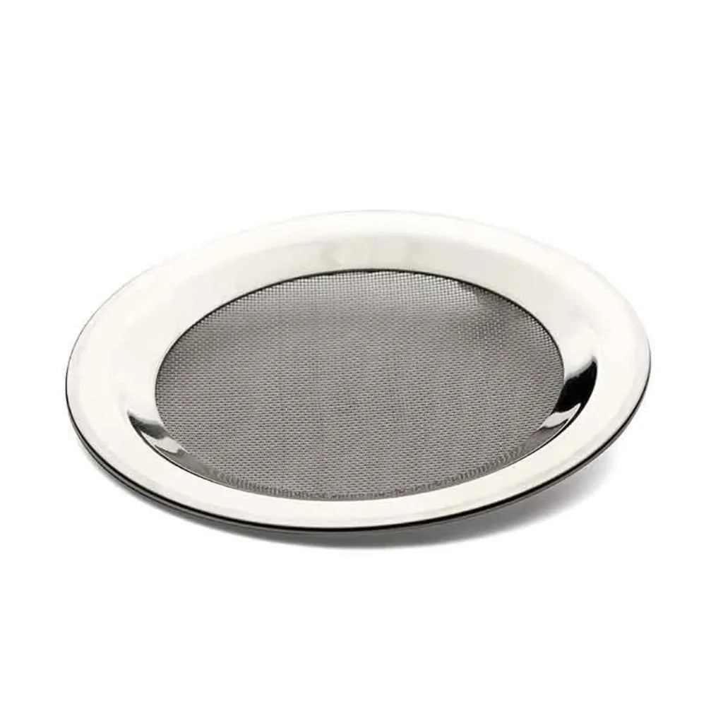 Rundes Räuchersieb der Allgäu Kräuterwerkstatt für kohlefreies Räuchern und steuerbare Intensität.