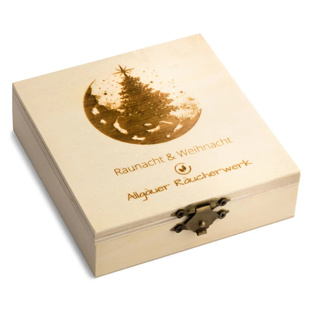 Geschlossene Holzbox "Allgäuer Räucherwerk Raunacht & Weihnacht" für die besinnliche Übergangszeit.