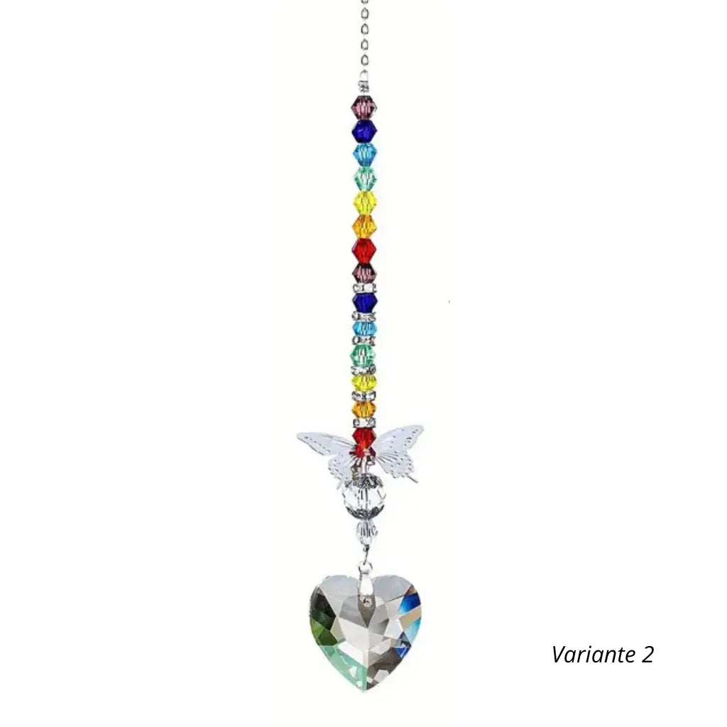 Sonnenfänger Kette mit Schmetterling, Herz-Kristall und Regenbogenperlen für faszinierende Regenbögen und gute Stimmung.