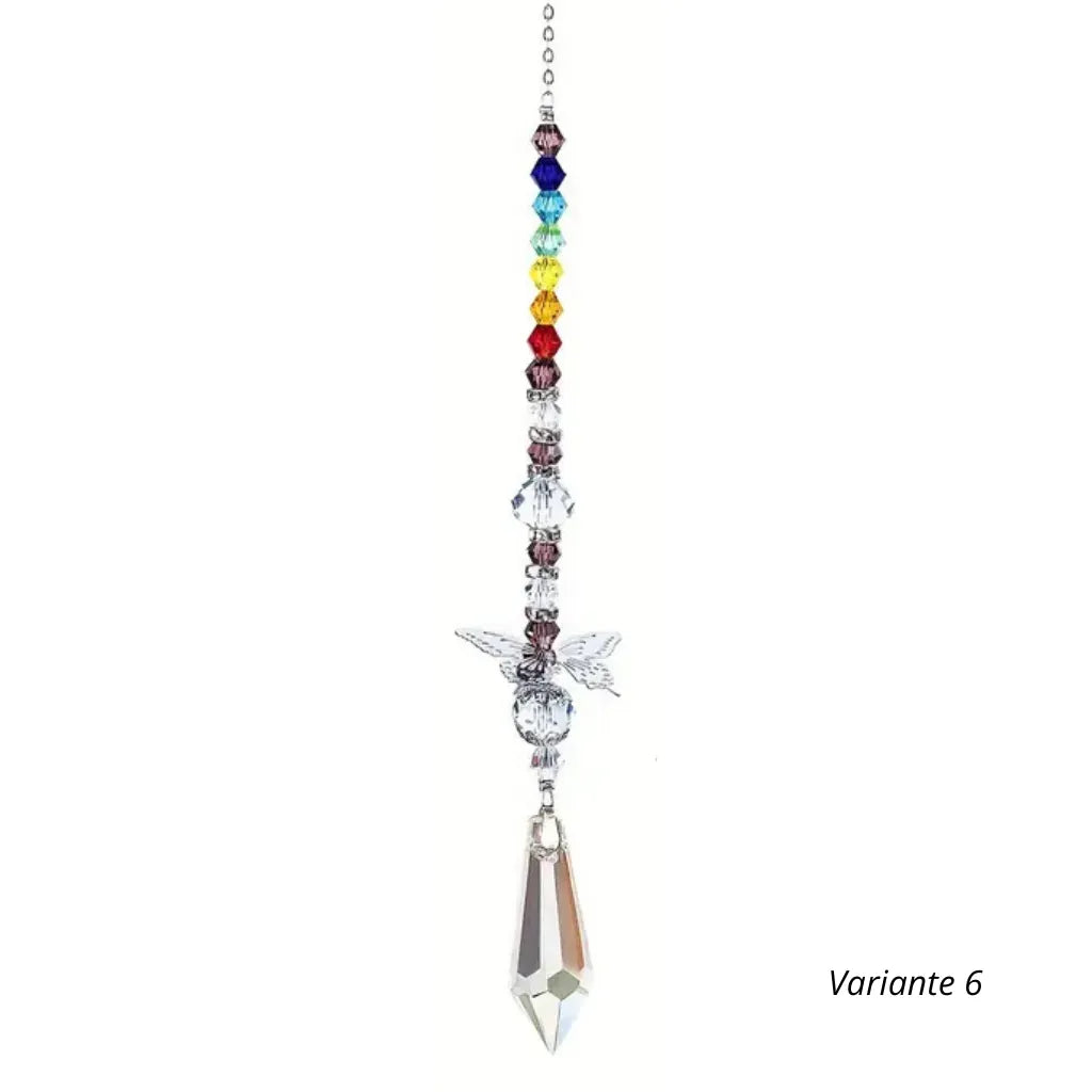 Sonnenfänger Kette mit Schmetterling, Pendel-Kristall und Regenbogenperlen für harmonische Lichtspiele und positive Energie.